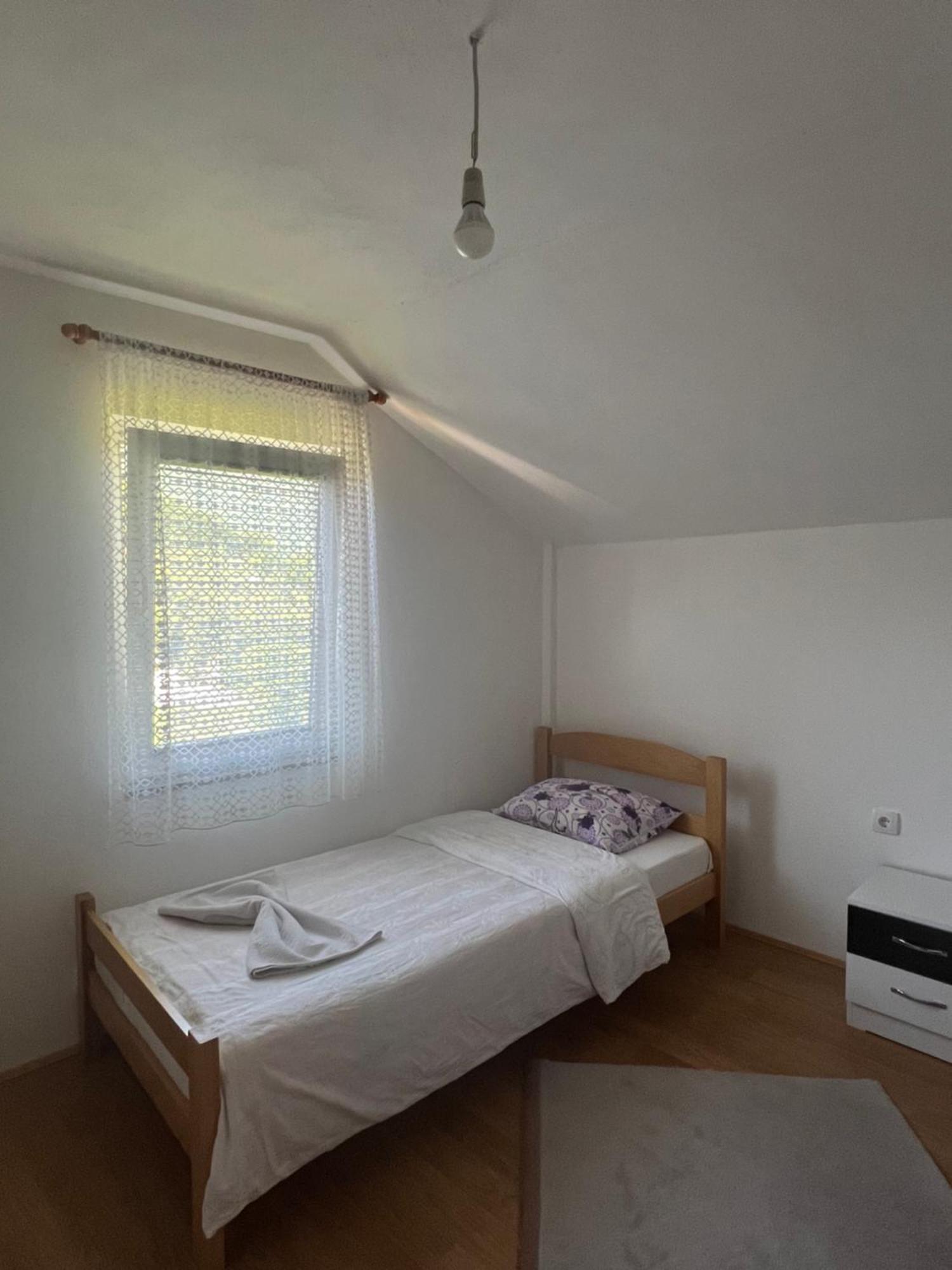 Guest House Kollata Vuthaj エクステリア 写真