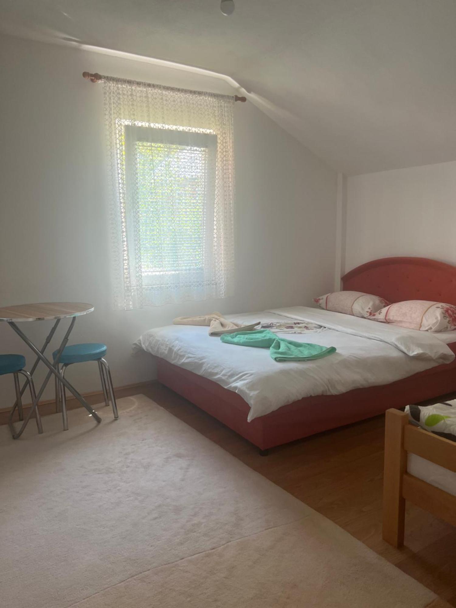 Guest House Kollata Vuthaj エクステリア 写真